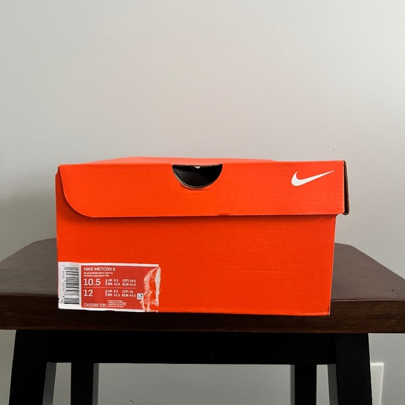 Nike Metcon 7. Men's Size 10.5. color is Black/Iron Gray-White. - Picture 5 of 5